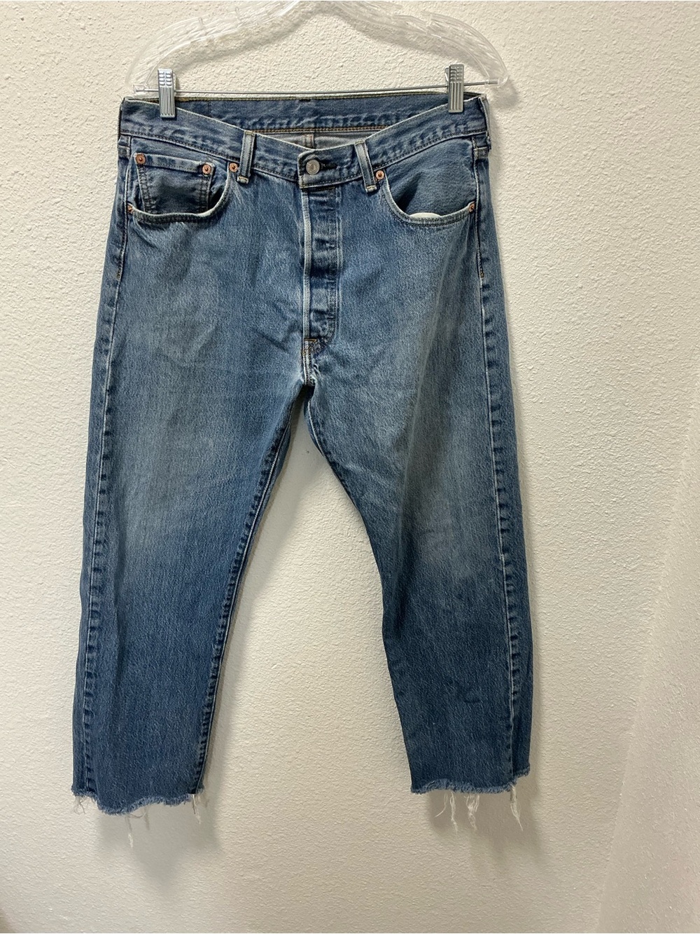 Levi's 501 men Straight-Leg Jeans W35 blue button fly denim raw hem cut off